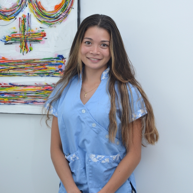 Dentistes_Noumea_Motorpool_assistante_dentaire_Manon